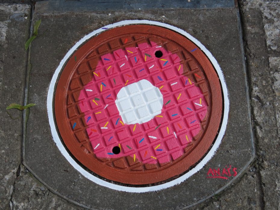 15 photos de bouches d’égout transformées dans les rues de Montréal