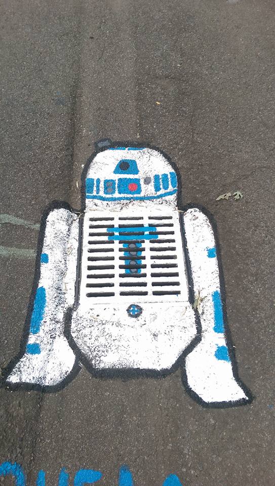 15 photos de bouches d’égout transformées dans les rues de Montréal