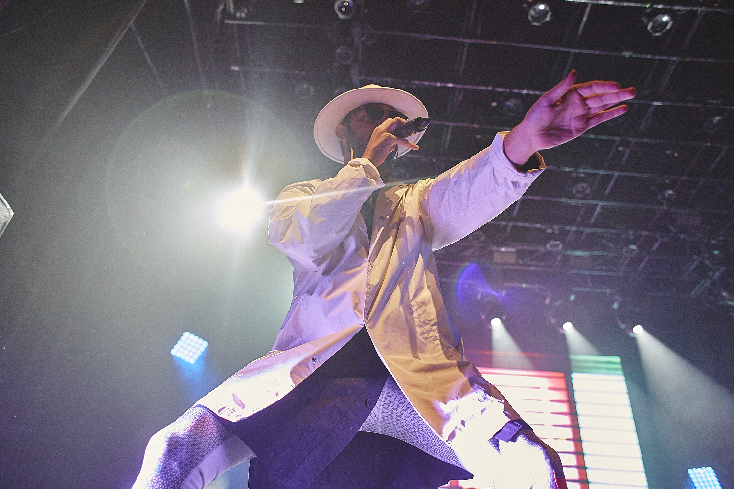 Le MTELUS s’offre un gros show d’ouverture gratuit en compagnie de centaines de Montréalais (PHOTOS)