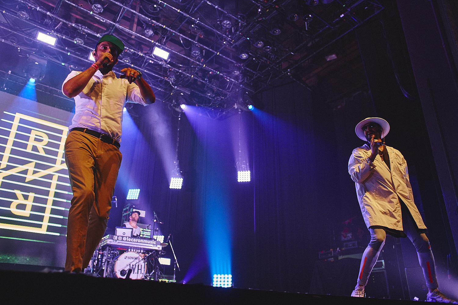 Le MTELUS s’offre un gros show d’ouverture gratuit en compagnie de centaines de Montréalais (PHOTOS)