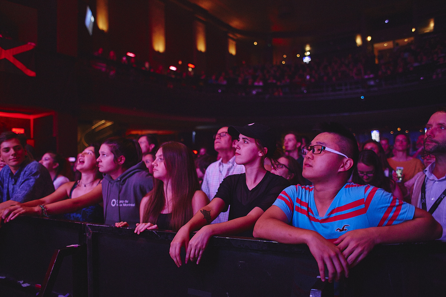 Le MTELUS s’offre un gros show d’ouverture gratuit en compagnie de centaines de Montréalais (PHOTOS)