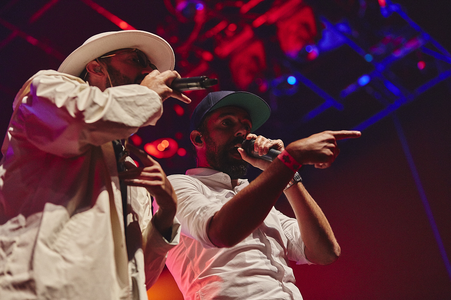 Le MTELUS s’offre un gros show d’ouverture gratuit en compagnie de centaines de Montréalais (PHOTOS)