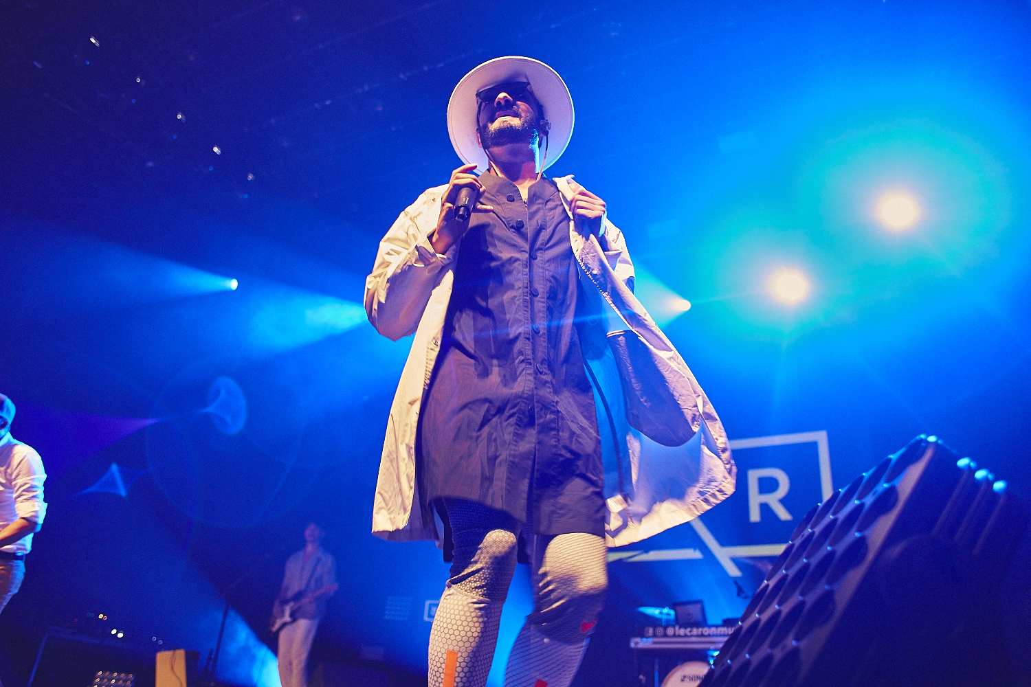 Le MTELUS s’offre un gros show d’ouverture gratuit en compagnie de centaines de Montréalais (PHOTOS)