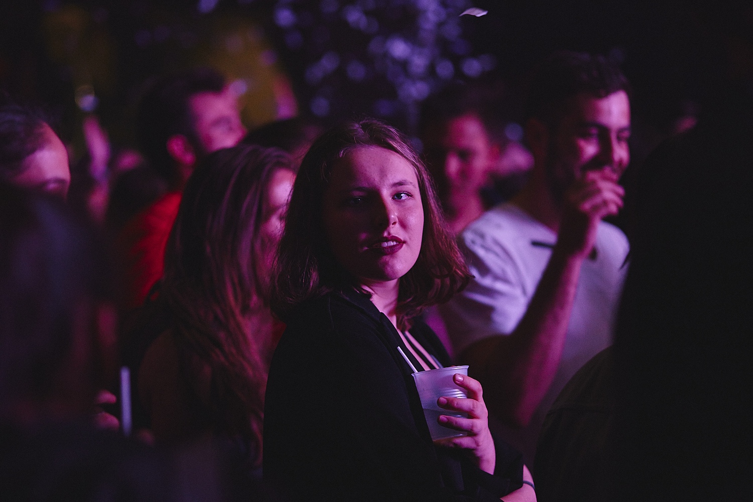 Le MTELUS s’offre un gros show d’ouverture gratuit en compagnie de centaines de Montréalais (PHOTOS)