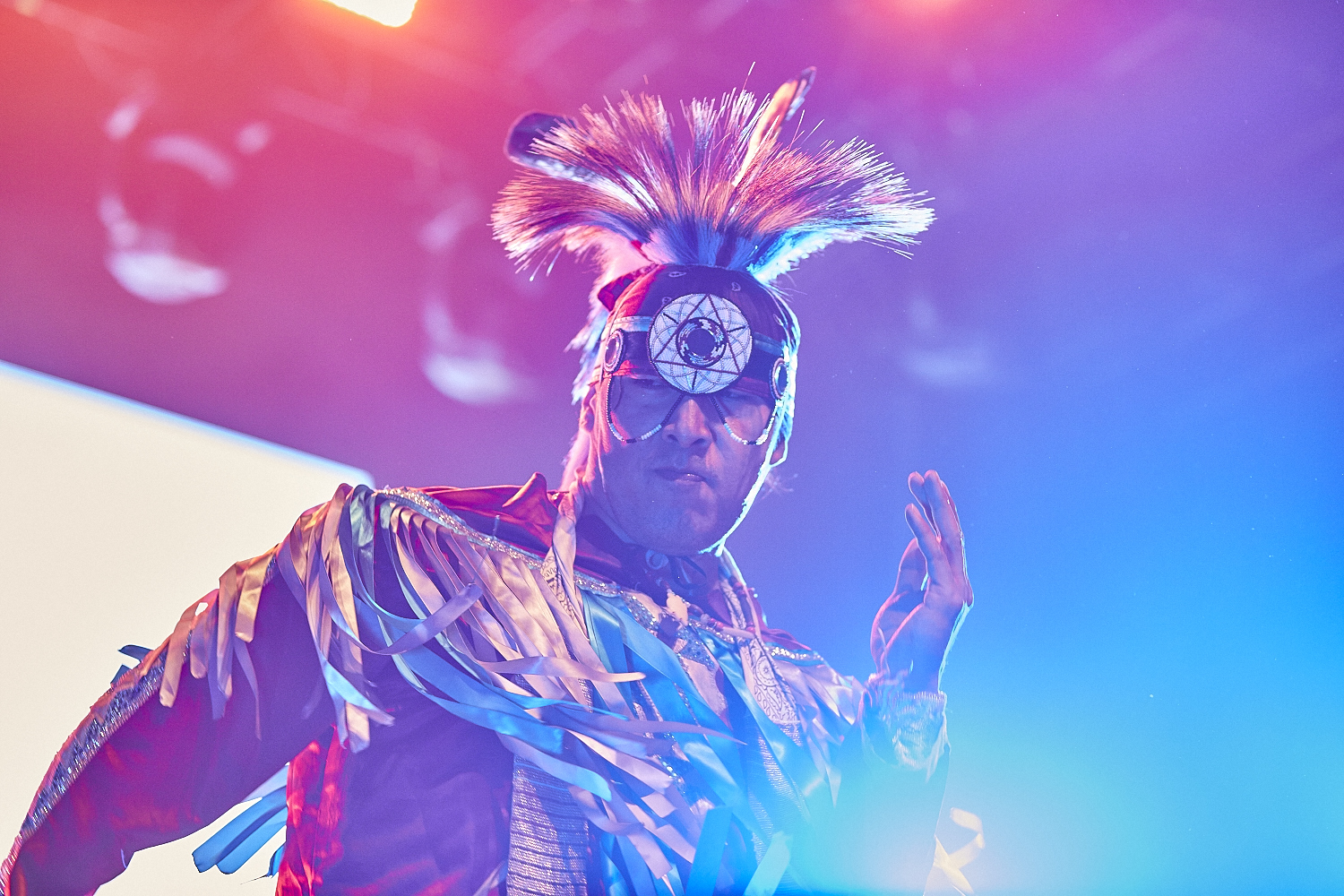 Le MTELUS s’offre un gros show d’ouverture gratuit en compagnie de centaines de Montréalais (PHOTOS)