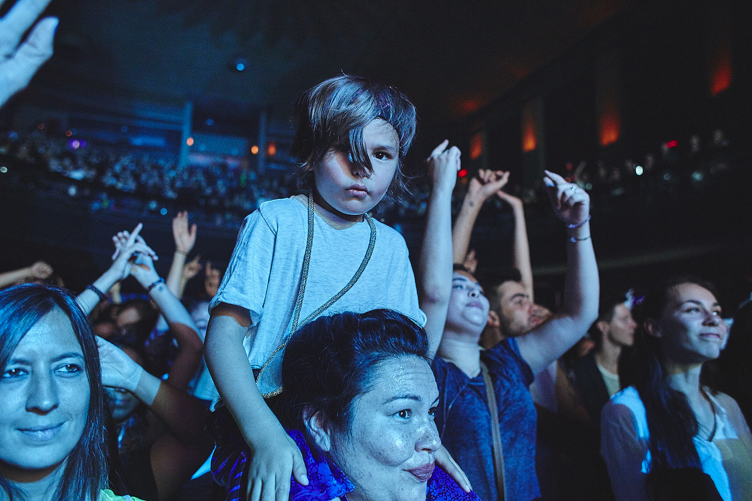 Le MTELUS s’offre un gros show d’ouverture gratuit en compagnie de centaines de Montréalais (PHOTOS)