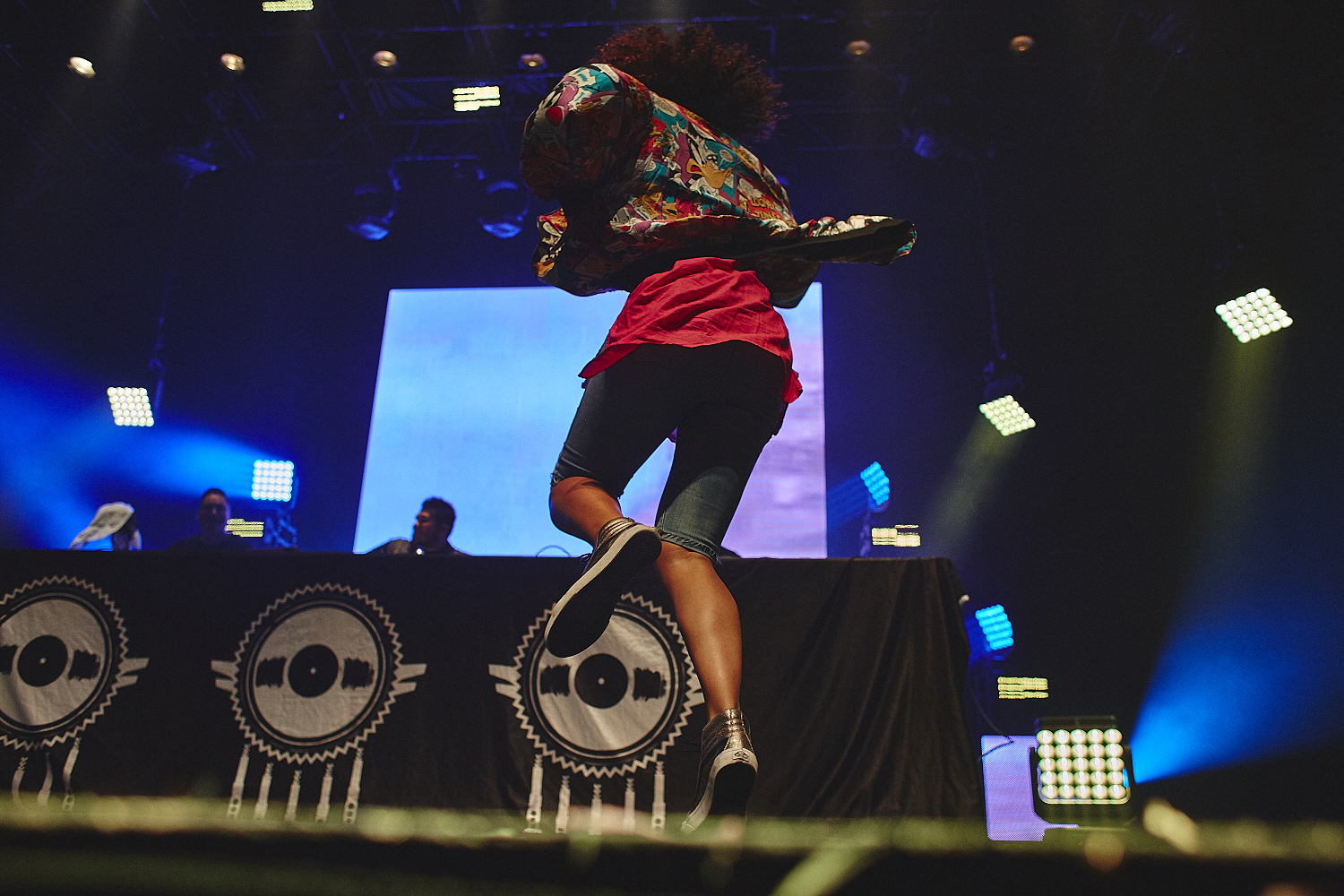 Le MTELUS s’offre un gros show d’ouverture gratuit en compagnie de centaines de Montréalais (PHOTOS)