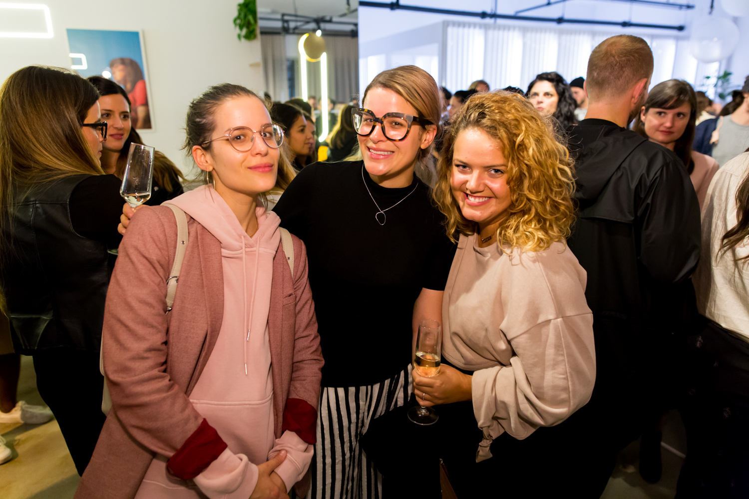 Frank and Oak lance sa toute première boutique pour femmes dans le Mile-End (PHOTOS)