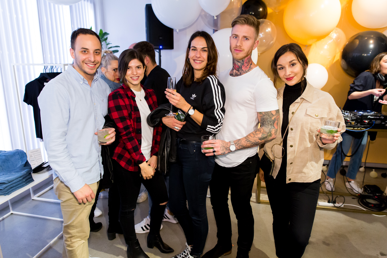 Frank and Oak lance sa toute première boutique pour femmes dans le Mile-End (PHOTOS)