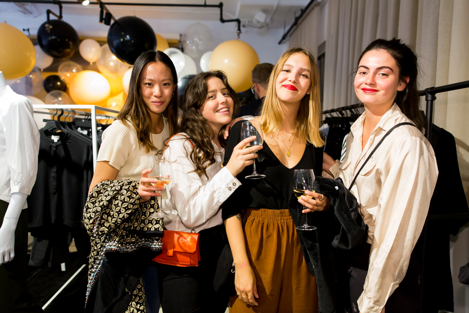 Frank and Oak lance sa toute première boutique pour femmes dans le Mile-End (PHOTOS)