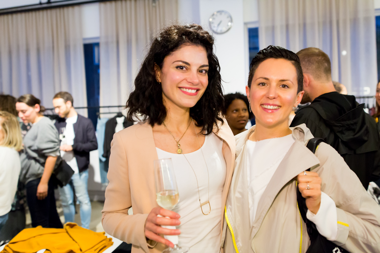 Frank and Oak lance sa toute première boutique pour femmes dans le Mile-End (PHOTOS)