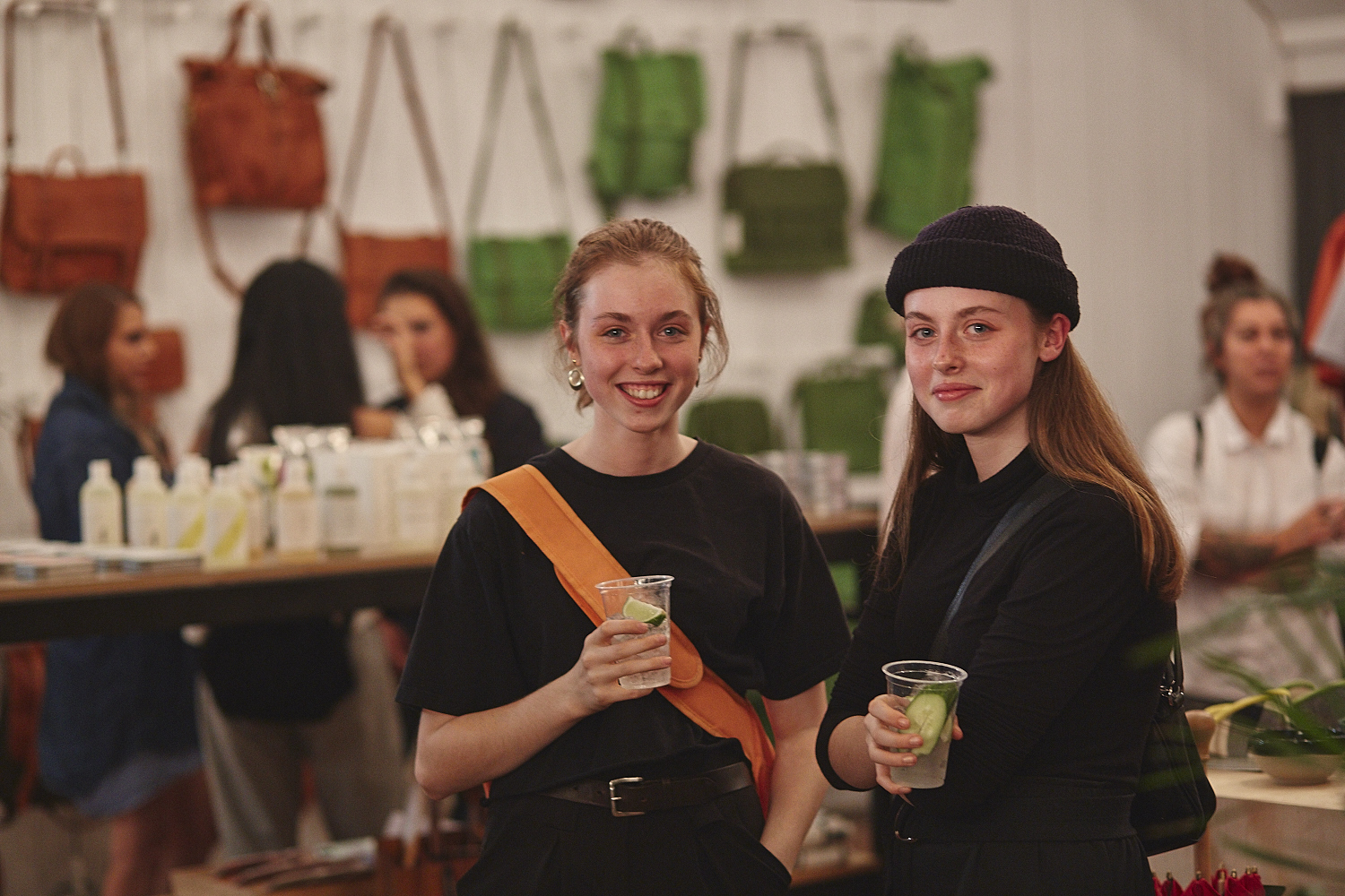 Pop-up shop exclusif de la collaboration entre Kroy X De L'île à la boutique Lowell