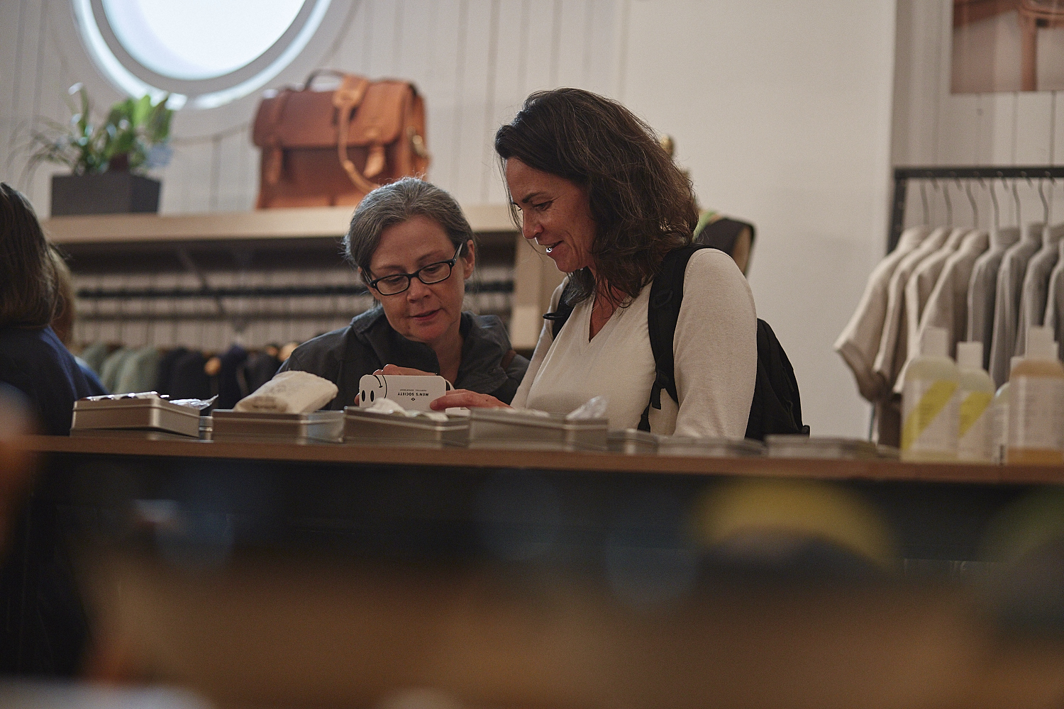 Pop-up shop exclusif de la collaboration entre Kroy X De L'île à la boutique Lowell