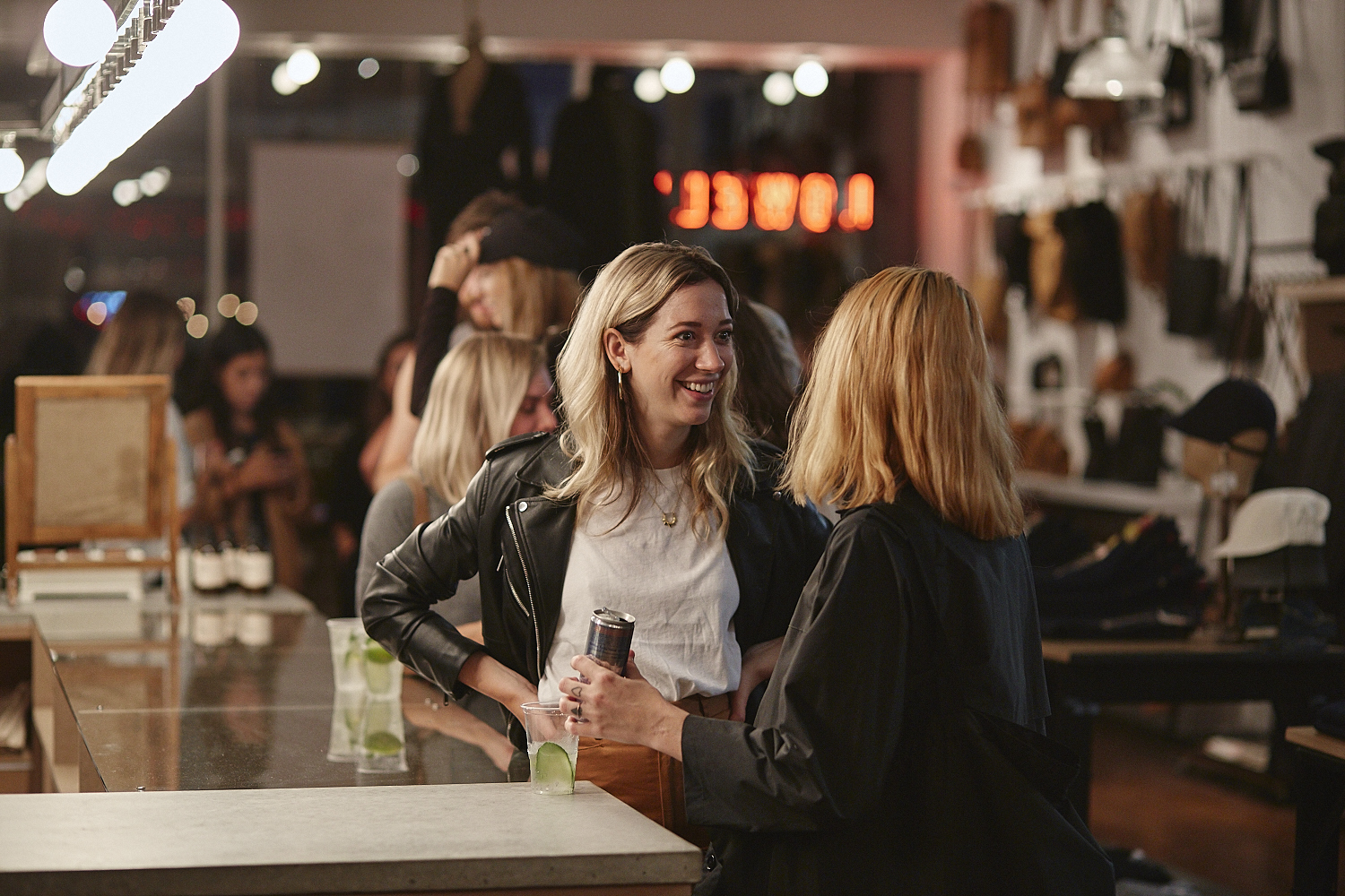 Pop-up shop exclusif de la collaboration entre Kroy X De L'île à la boutique Lowell