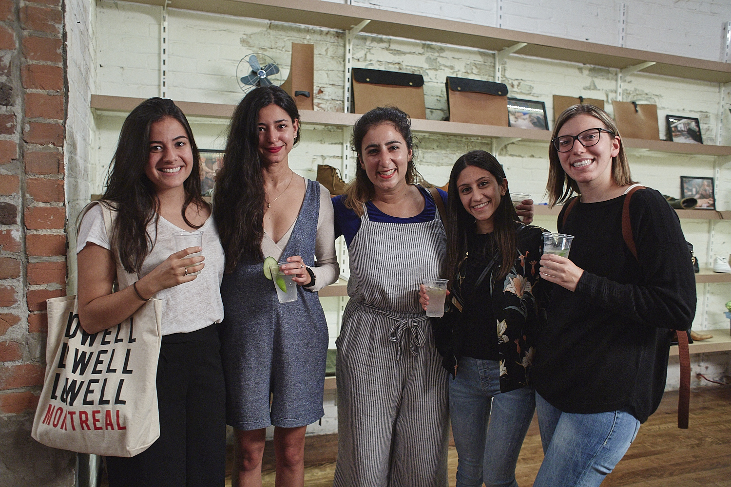 Pop-up shop exclusif de la collaboration entre Kroy X De L'île à la boutique Lowell