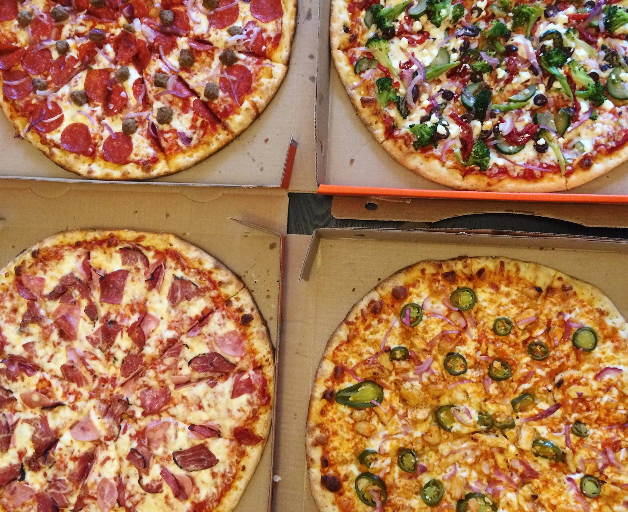 Pizza Pizza célèbre son 50e et le mois de la pizza avec un pas pire rabais demain