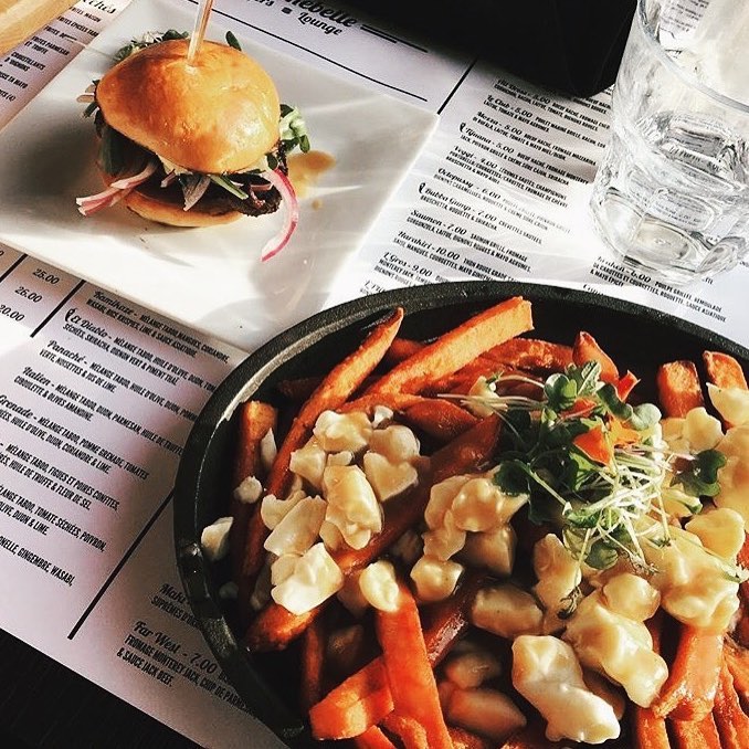 Un nouveau resto de burgers et poutines ouvrira ses portes dans le centre-ville