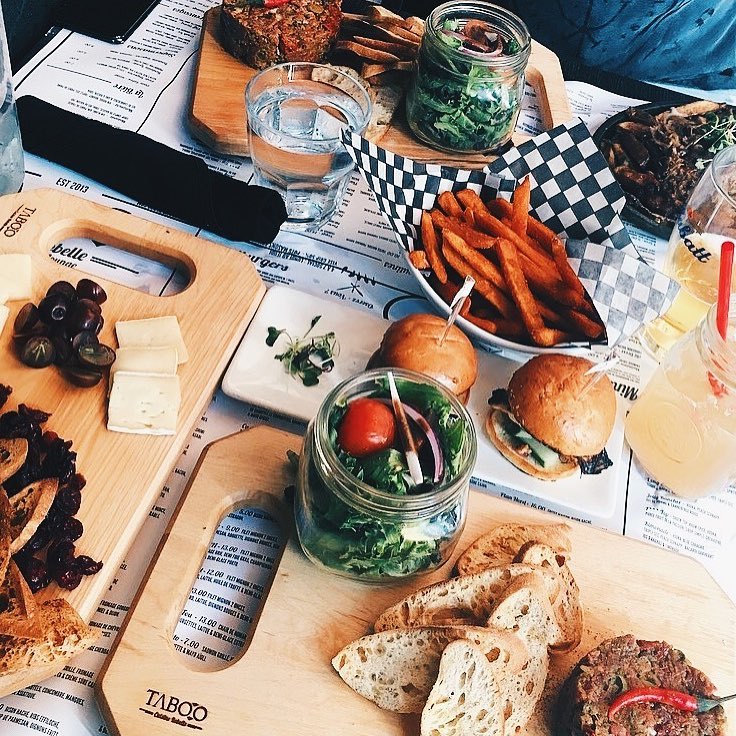 Un nouveau resto de burgers et poutines ouvrira ses portes dans le centre-ville