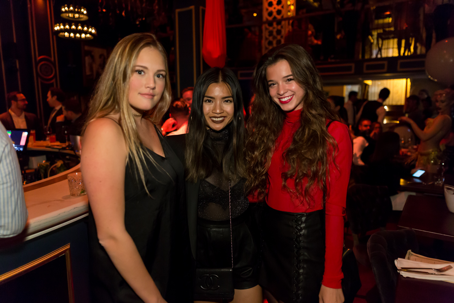 Le Bord'Elle fête ses 1 an avec un gros party burlesque, champagne et le BFF de Kim Kardashian