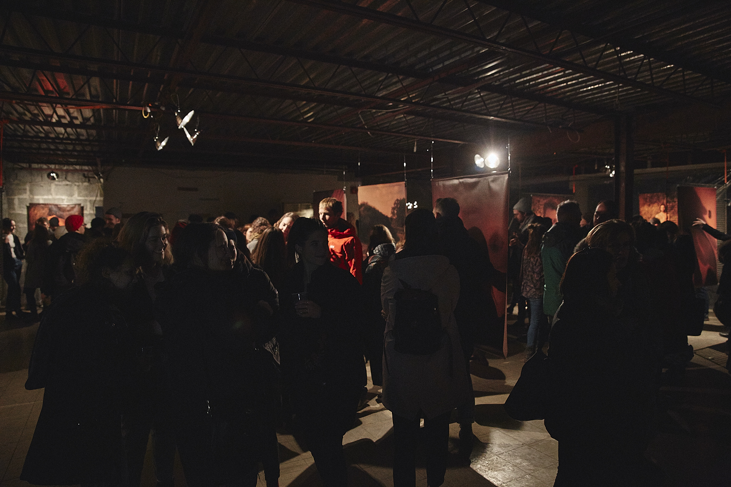 Exposition du calendrier nu 2018 d'Alvéole signé LePigeon (PHOTOS)