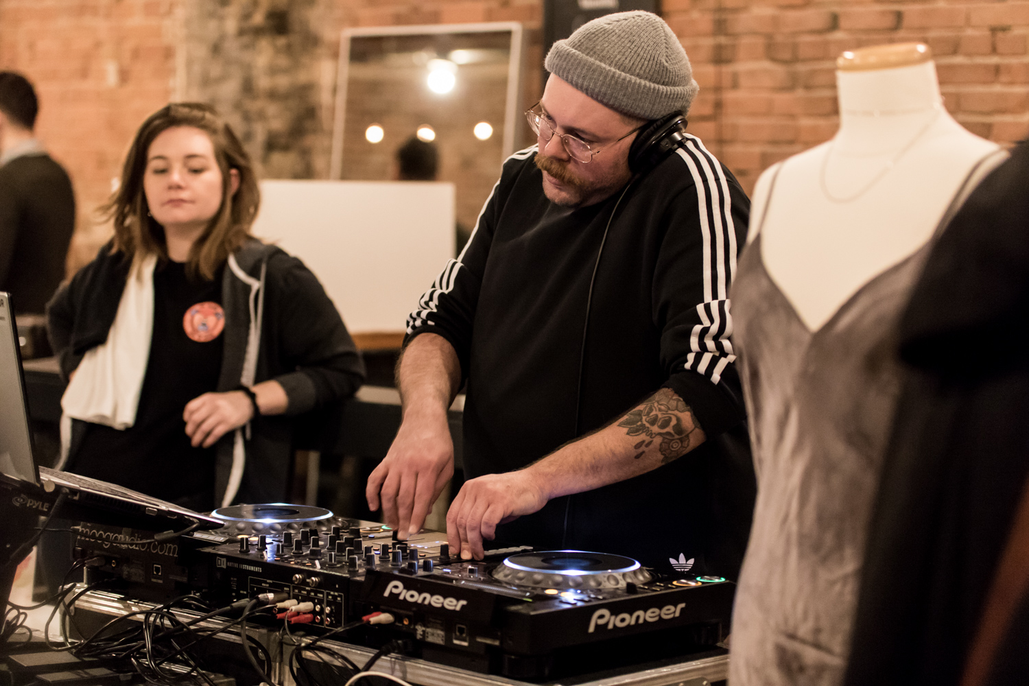 Soirée de lancement du Collectif des Fêtes : un marché éphémère 100% local au centre-ville (PHOTOS)