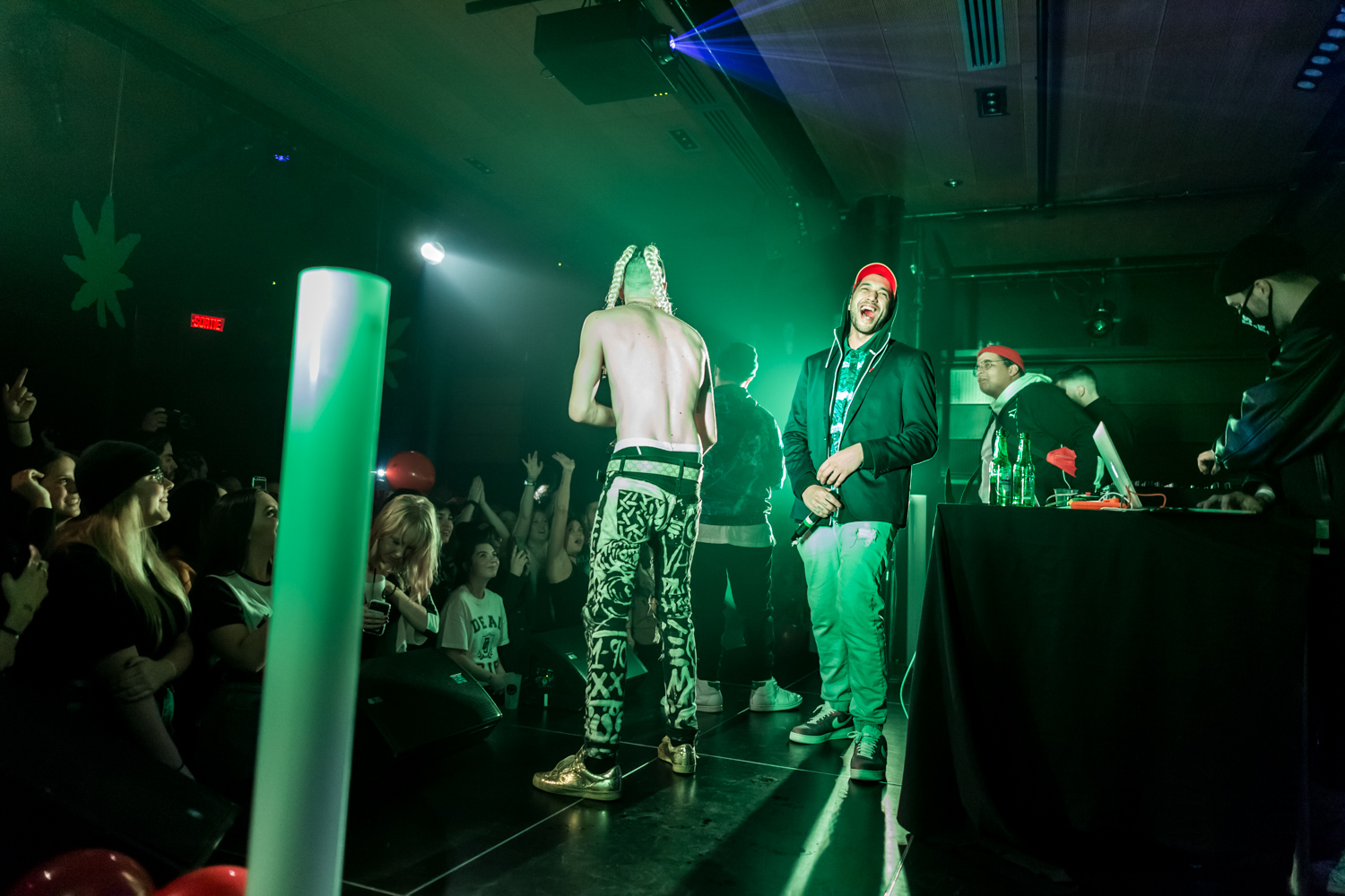 Party de Noël festif et tout sauf plate gracieuseté de Dead Obies (PHOTOS)