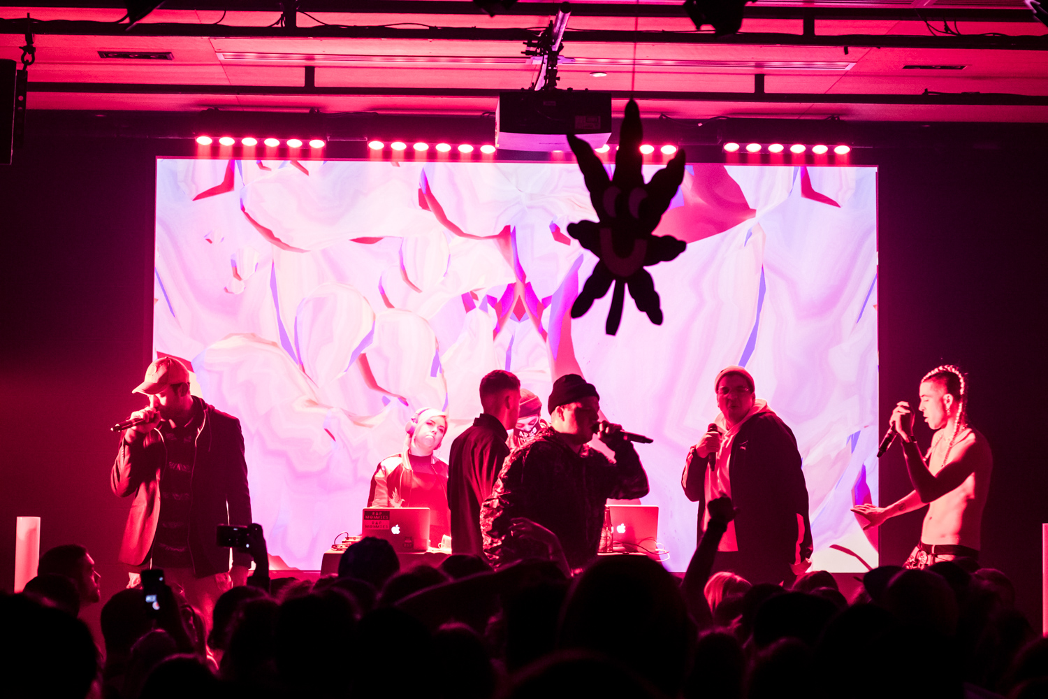 Party de Noël festif et tout sauf plate gracieuseté de Dead Obies (PHOTOS)