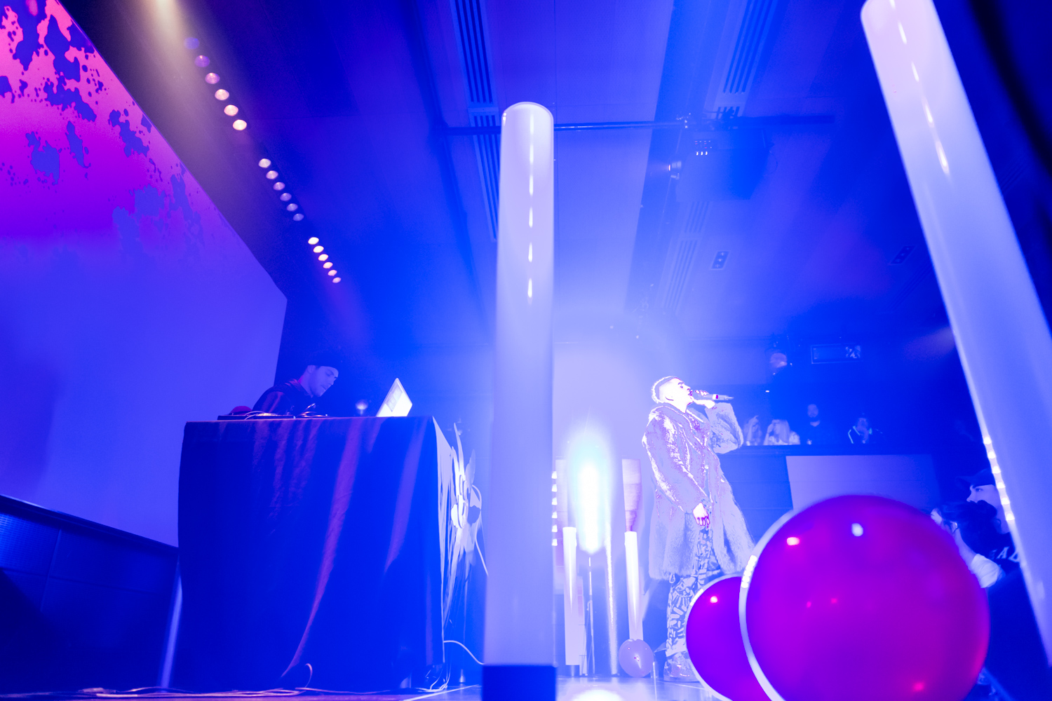 Party de Noël festif et tout sauf plate gracieuseté de Dead Obies (PHOTOS)