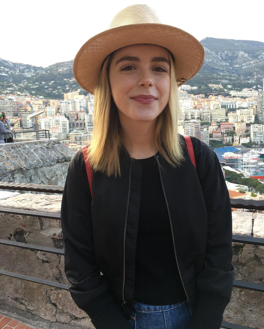 15 photos de l'actrice qui interprétera Sabrina l'apprentie sorcière dans la nouvelle série de Netflix