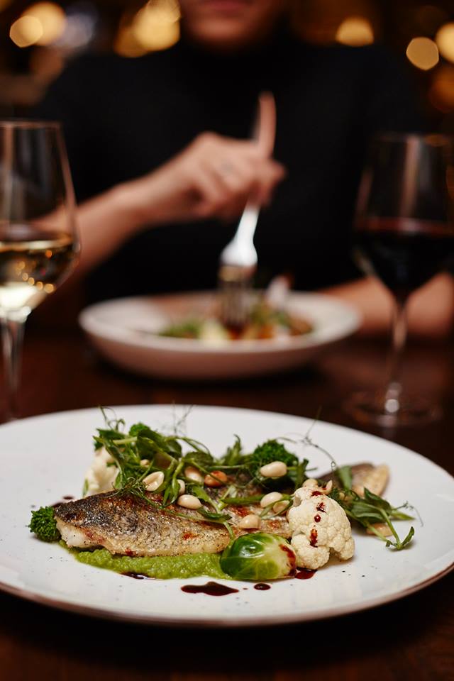 9 restaurants du Vieux-Montréal t'offrent des tables d'hôtes à prix réduit ce mois-ci