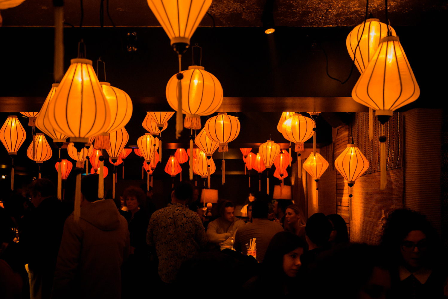 Nhâu Bar: le premier bar aux allures d' «Opium den» de Montréal est maintenant ouvert (PHOTOS)