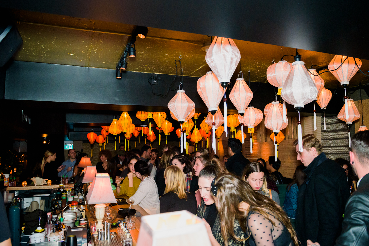 Nhâu Bar: le premier bar aux allures d' «Opium den» de Montréal est maintenant ouvert (PHOTOS)