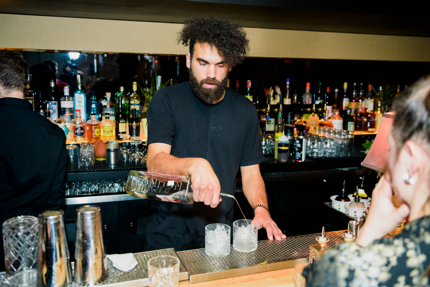 Nhâu Bar: le premier bar aux allures d' «Opium den» de Montréal est maintenant ouvert (PHOTOS)