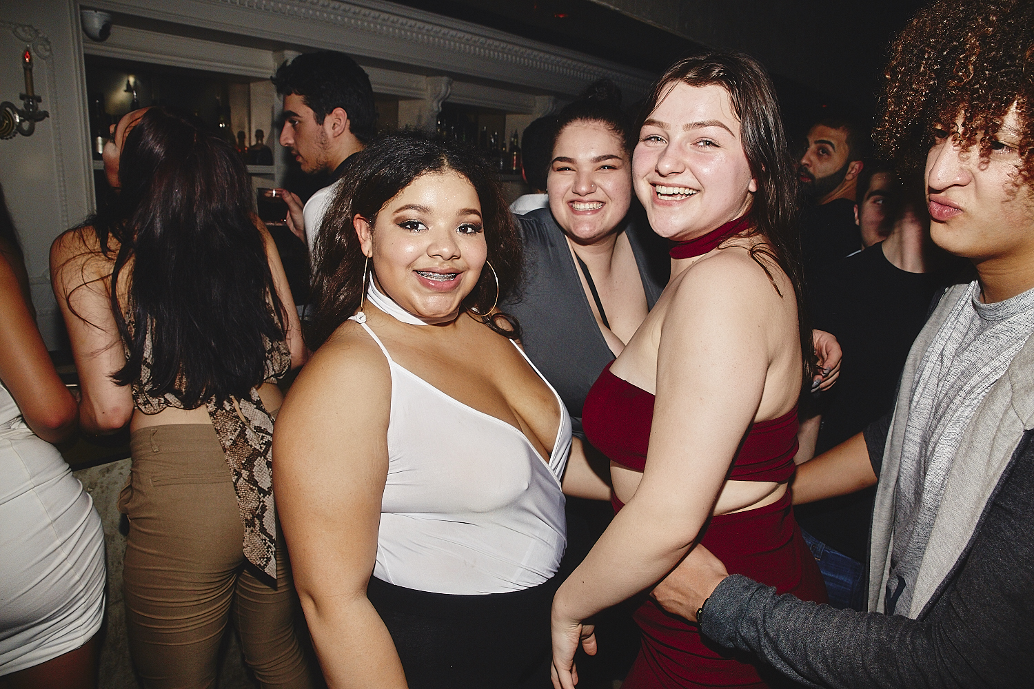 Nuit sexy et très chaude à École Privée pour le Nouvel An 2018 (PHOTOS)