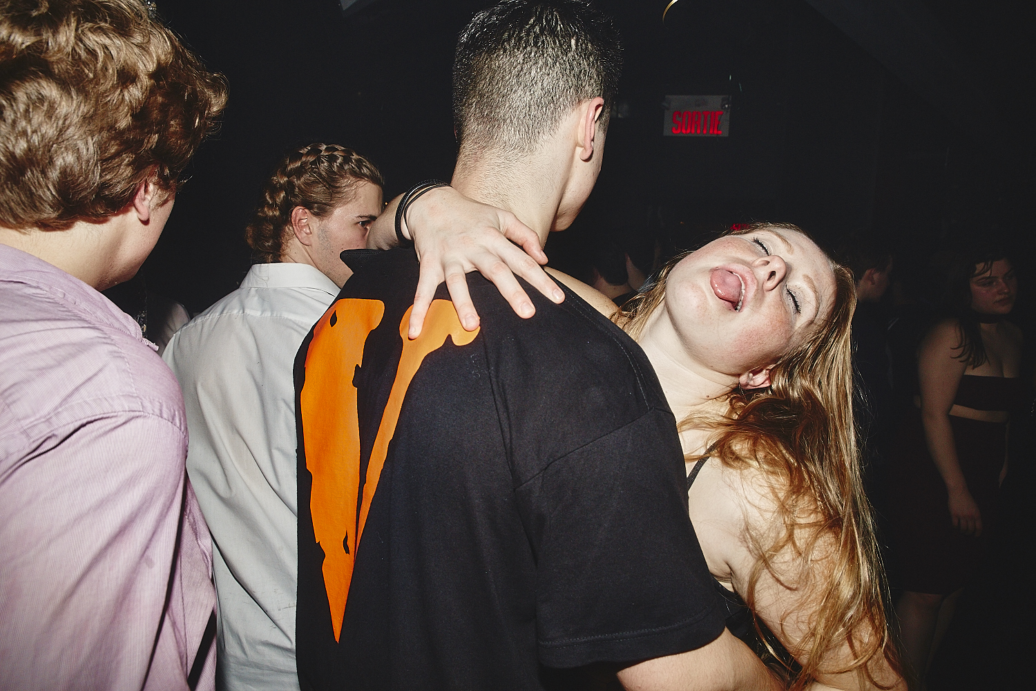 Nuit sexy et très chaude à École Privée pour le Nouvel An 2018 (PHOTOS)