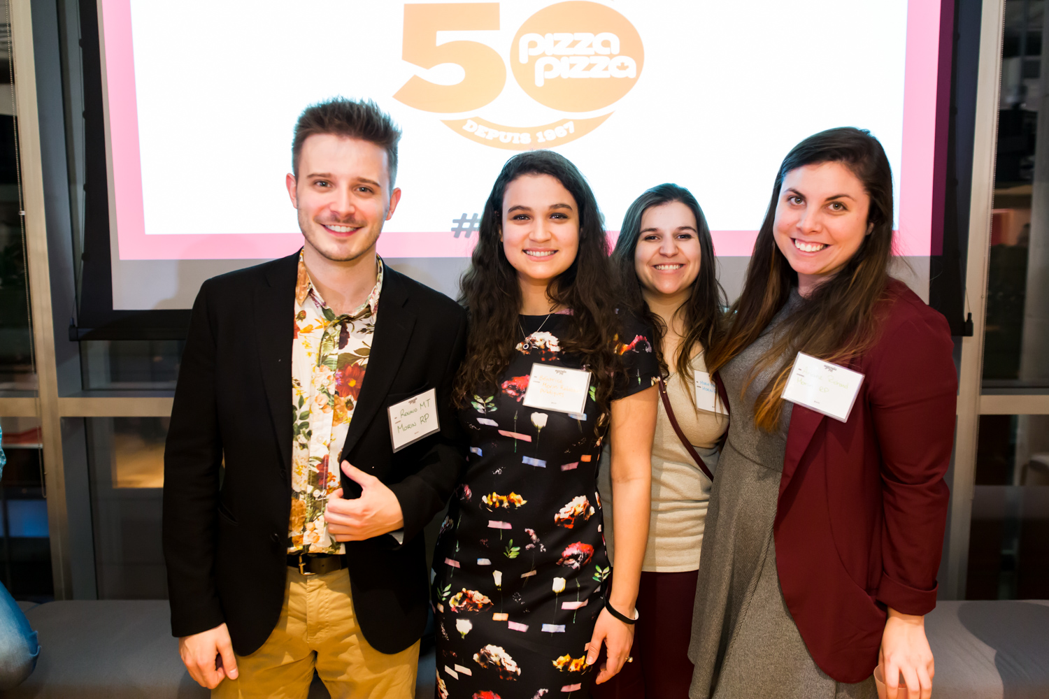 Mur de beignes, pizzas et cocktails pour le sympathique 5@7 d'Agenda PR (PHOTOS)