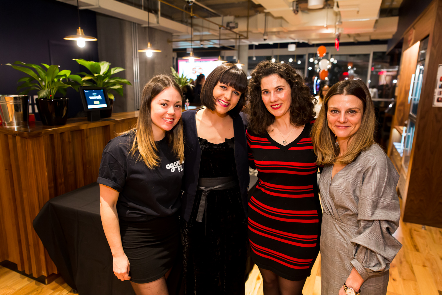 Mur de beignes, pizzas et cocktails pour le sympathique 5@7 d'Agenda PR (PHOTOS)