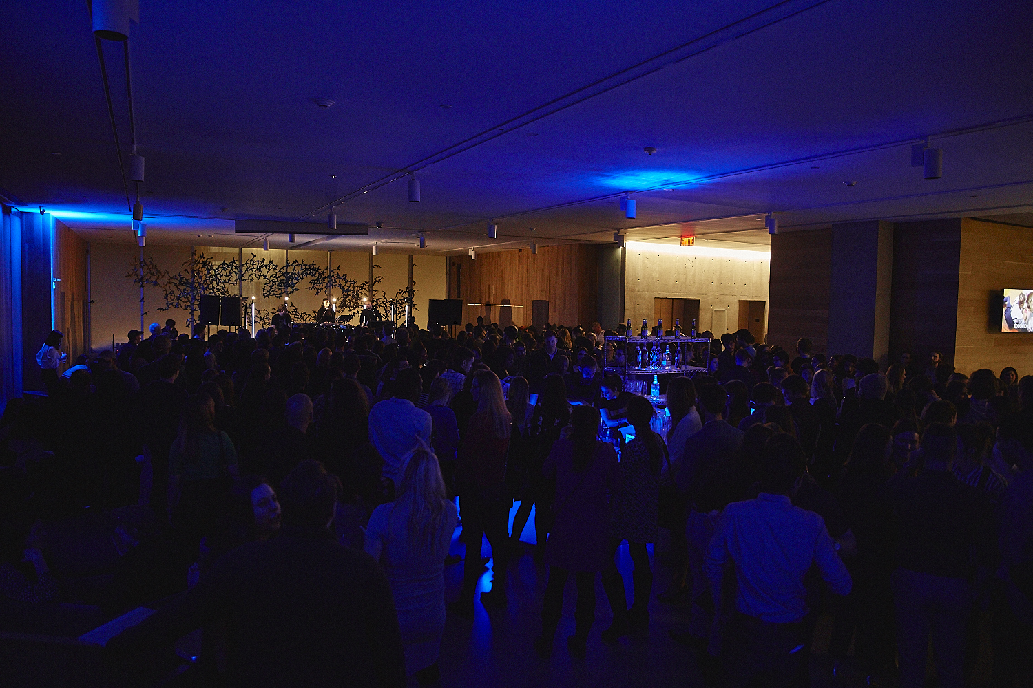 Kroy ensorcelle les Montréalais lors de la soirée Clairs-Obscurs du MBAM (PHOTOS)