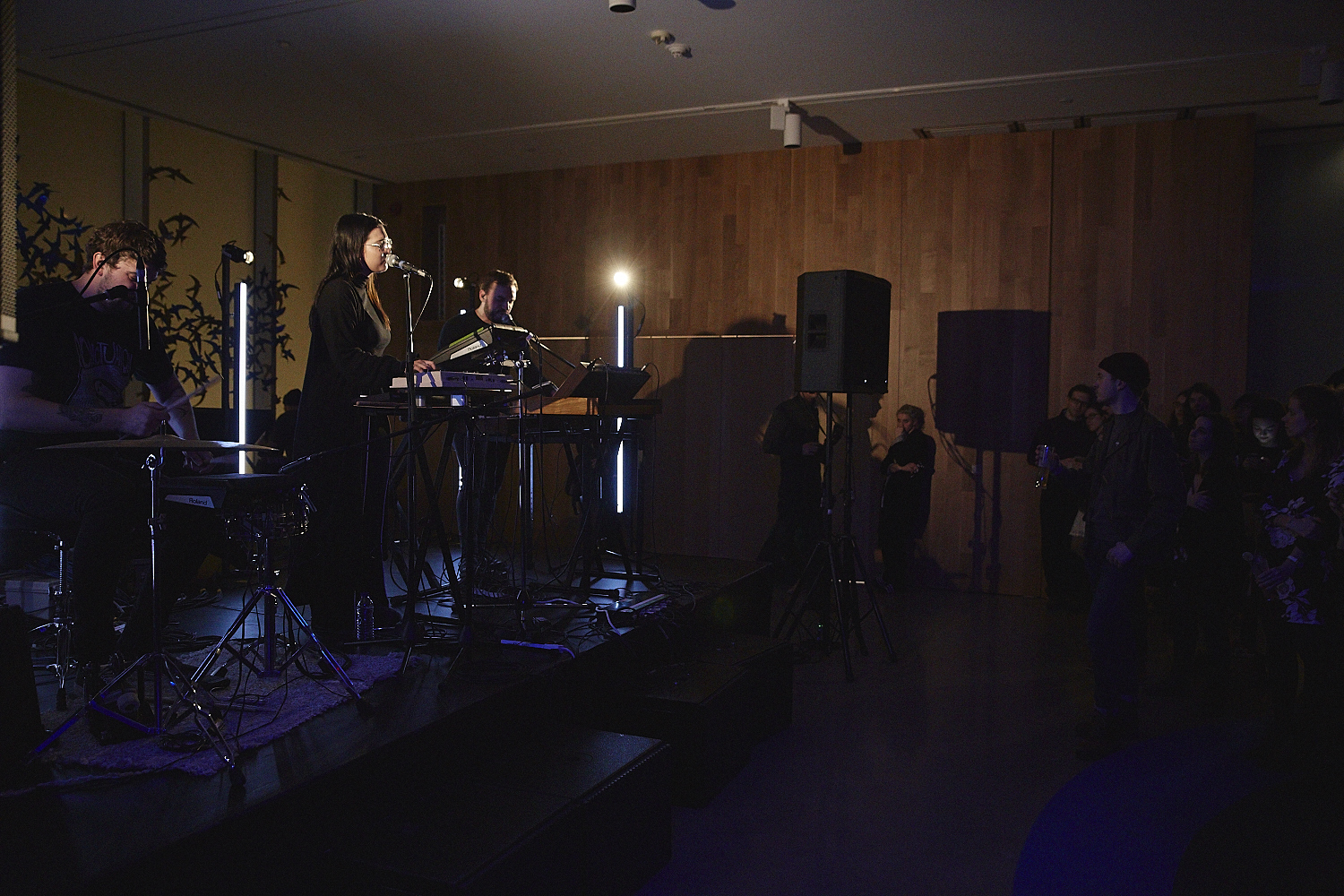 Kroy ensorcelle les Montréalais lors de la soirée Clairs-Obscurs du MBAM (PHOTOS)