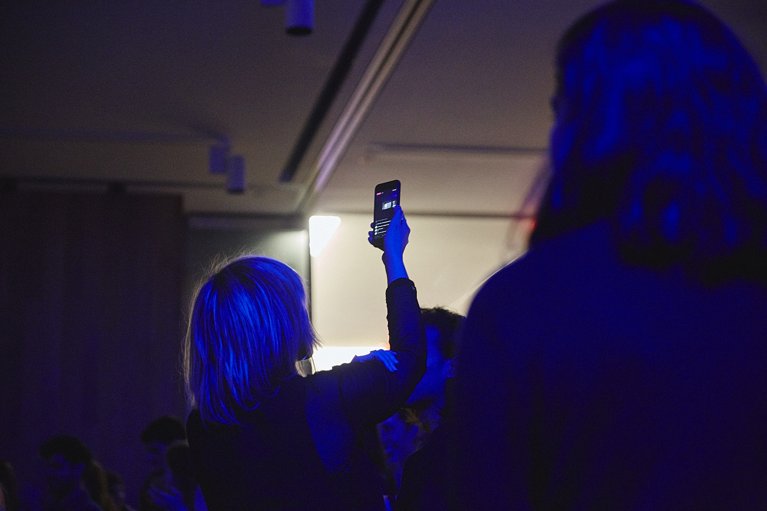 Kroy ensorcelle les Montréalais lors de la soirée Clairs-Obscurs du MBAM (PHOTOS)