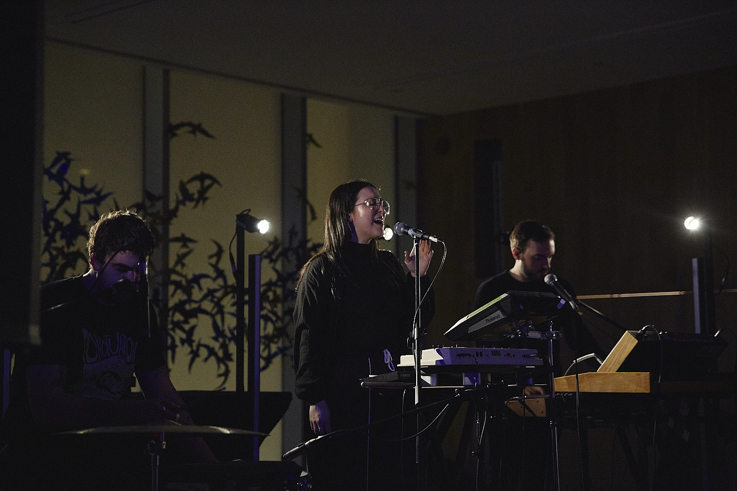 Kroy ensorcelle les Montréalais lors de la soirée Clairs-Obscurs du MBAM (PHOTOS)