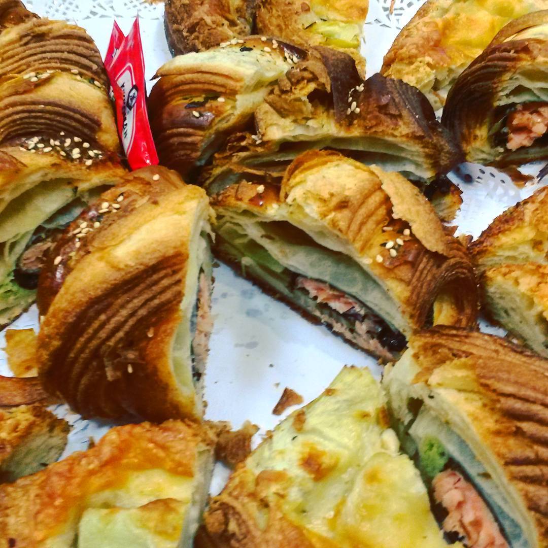 10 photos du « croissushi », le nouvel hybride culinaire weird, mais ben tendance sur Instagram