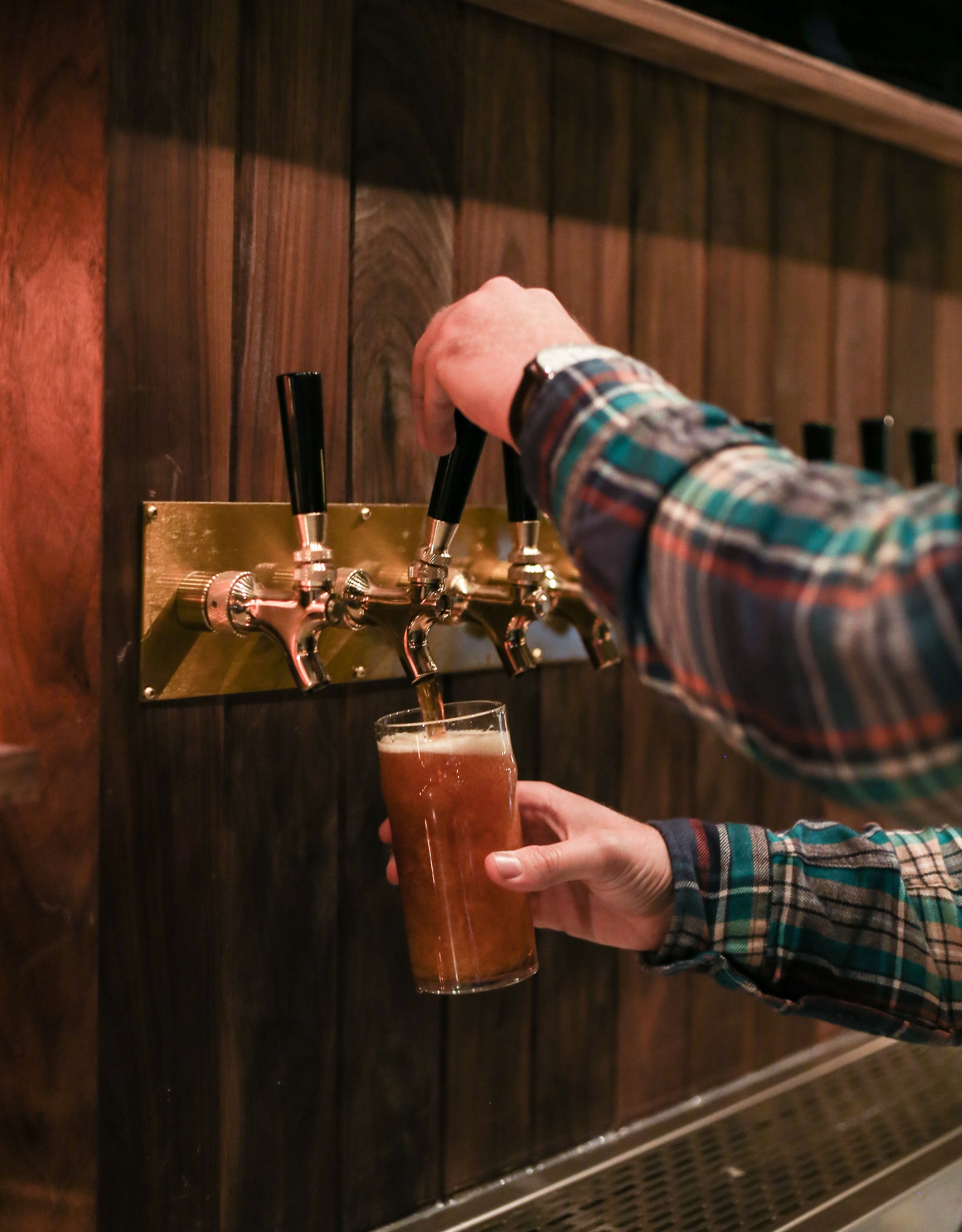 Un très cool nouveau bar ouvre ses portes à Montréal et ça vaut le détour (PHOTOS)