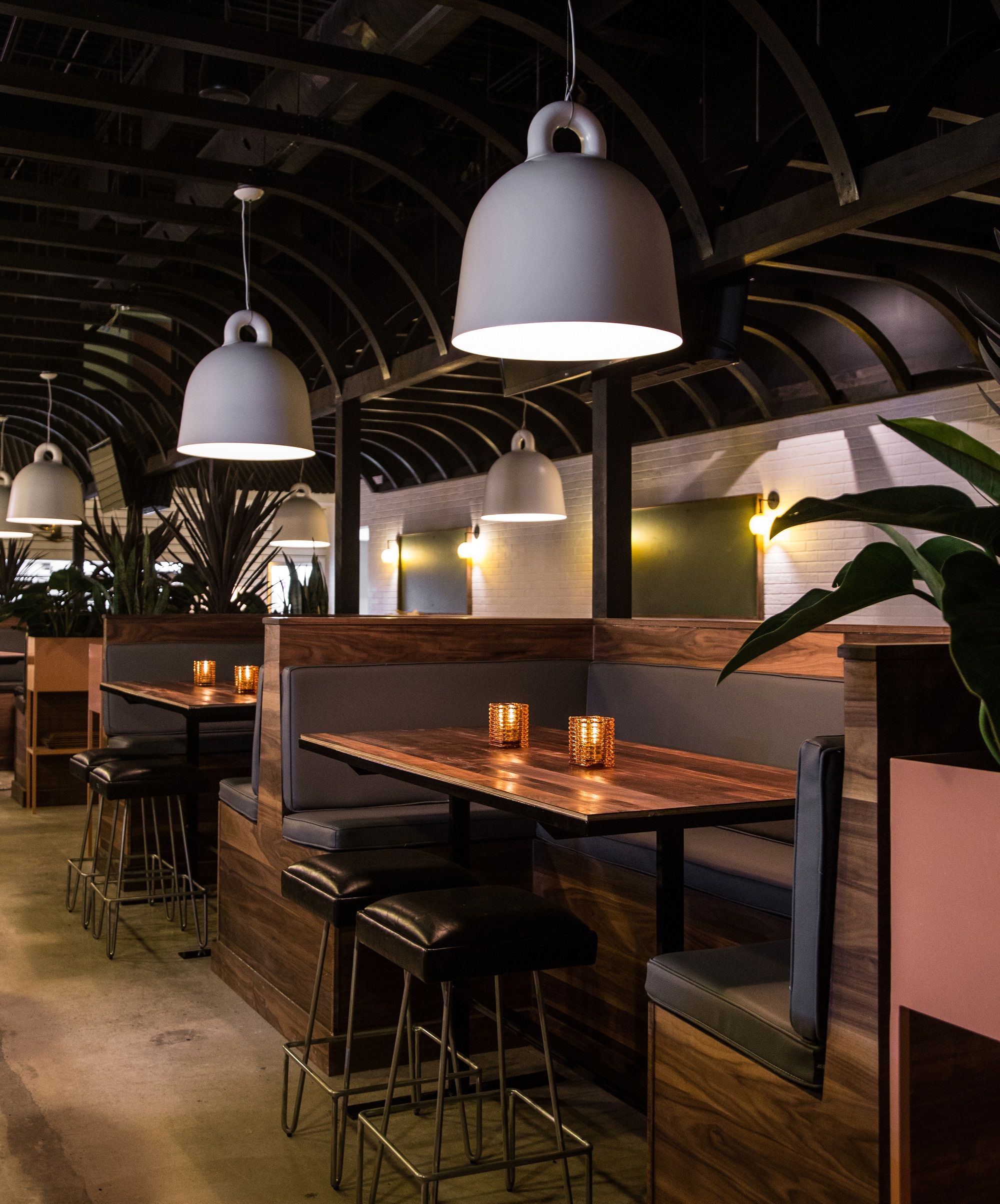 Un très cool nouveau bar ouvre ses portes à Montréal et ça vaut le détour (PHOTOS)