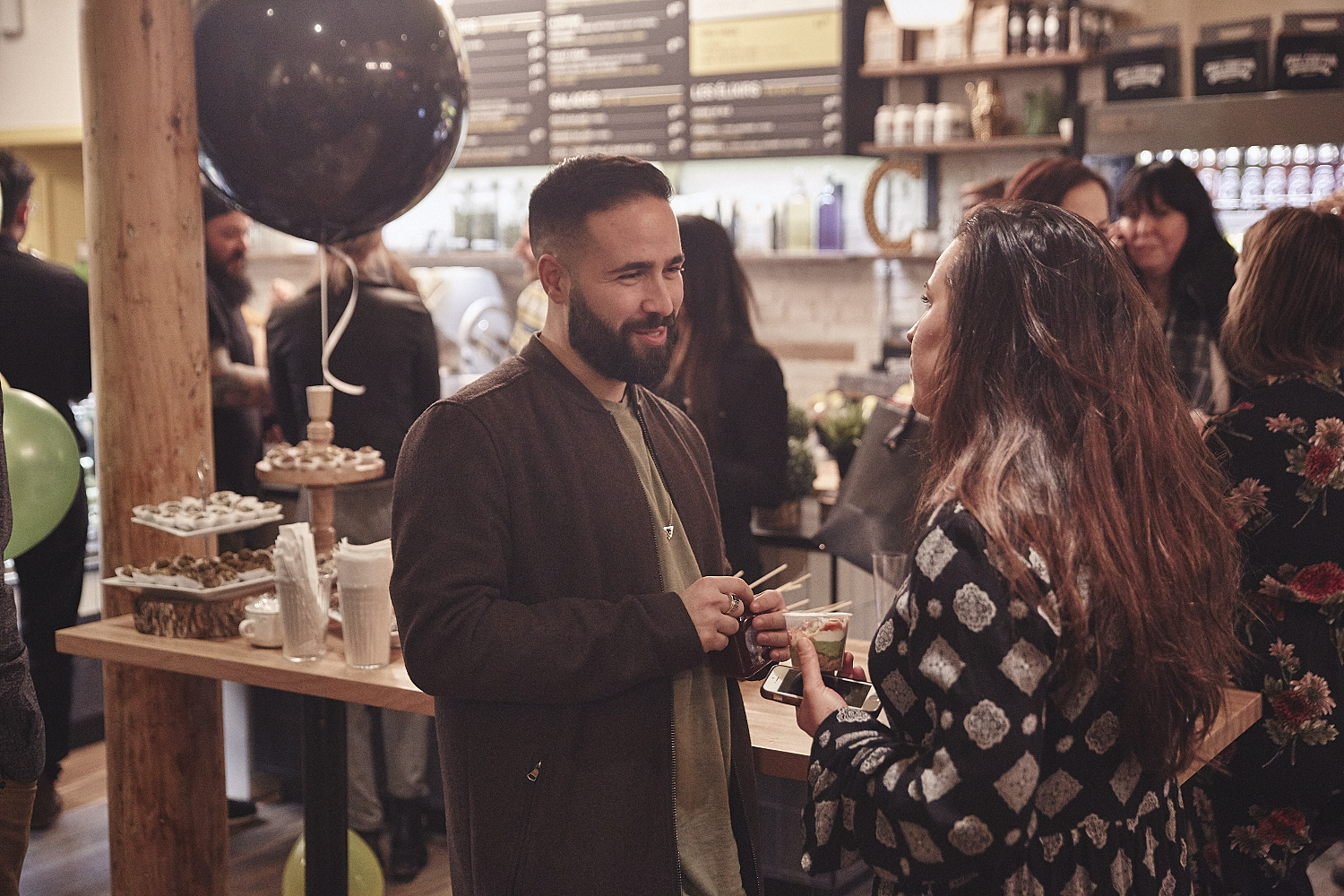 Crux Comptoir débarque dans le Vieux avec ses jus pressés à froid et ses légendaires bols d'açaïs (PHOTOS)