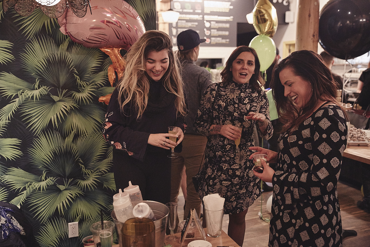 Crux Comptoir débarque dans le Vieux avec ses jus pressés à froid et ses légendaires bols d'açaïs (PHOTOS)