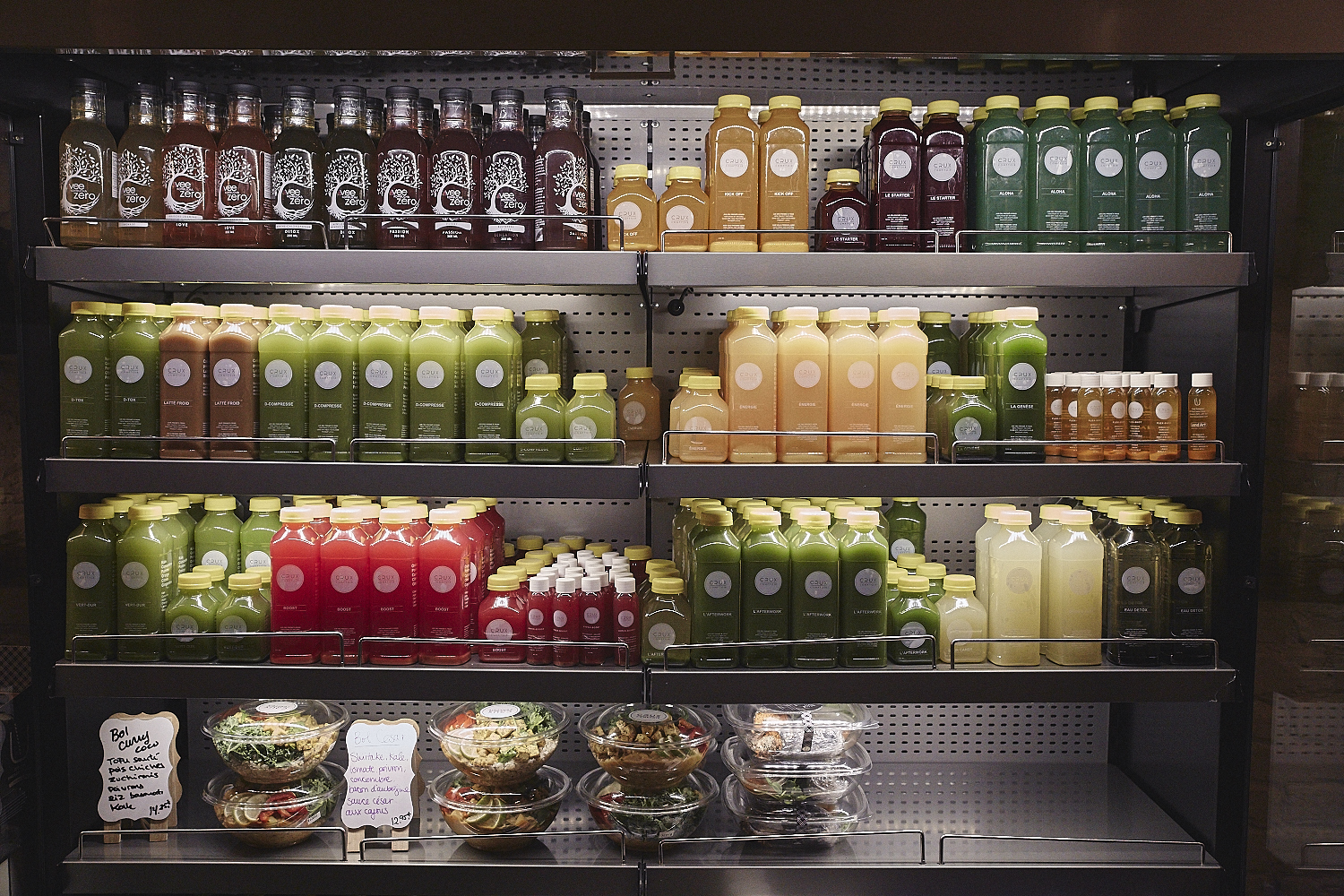 Crux Comptoir débarque dans le Vieux avec ses jus pressés à froid et ses légendaires bols d'açaïs (PHOTOS)