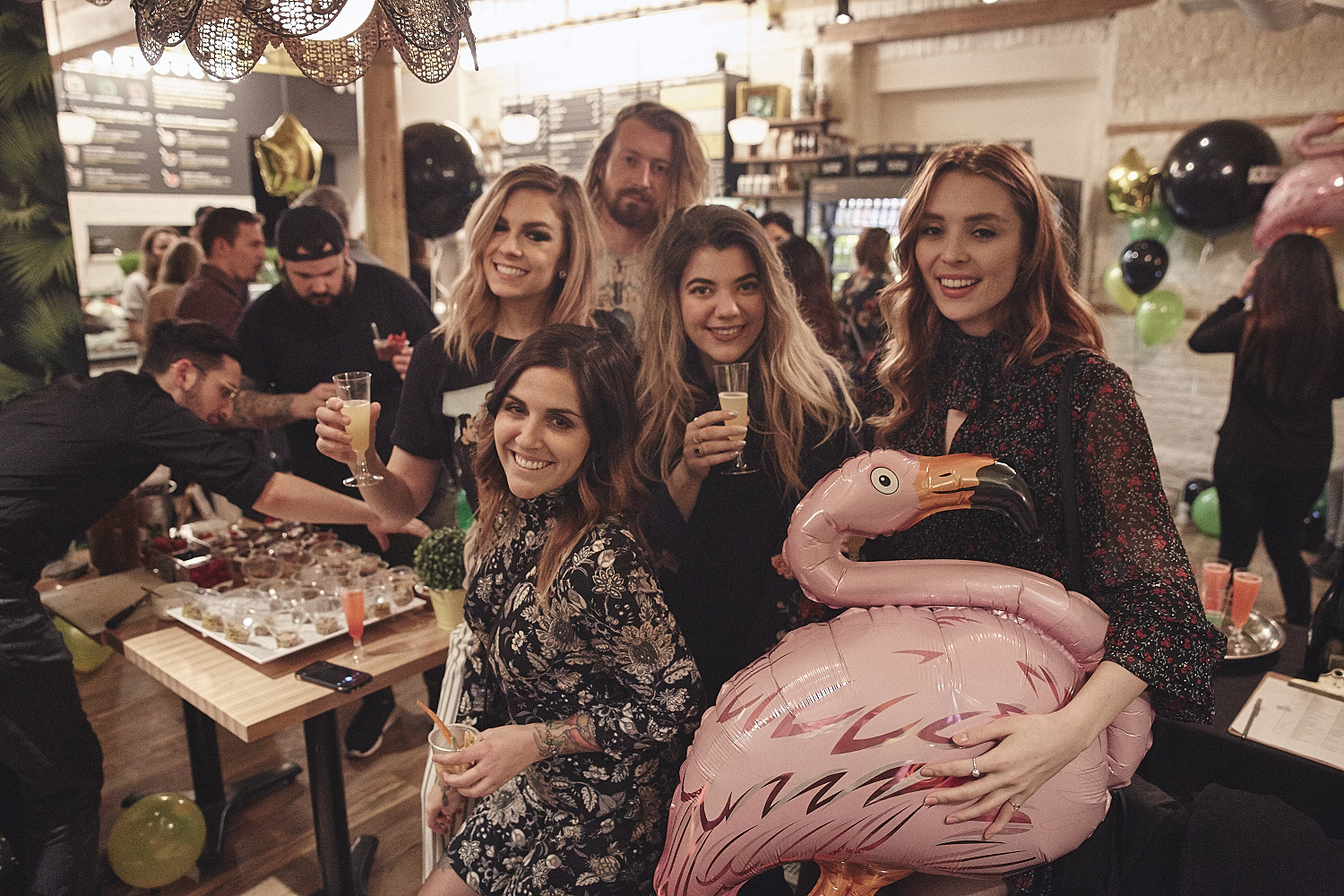 Crux Comptoir débarque dans le Vieux avec ses jus pressés à froid et ses légendaires bols d'açaïs (PHOTOS)