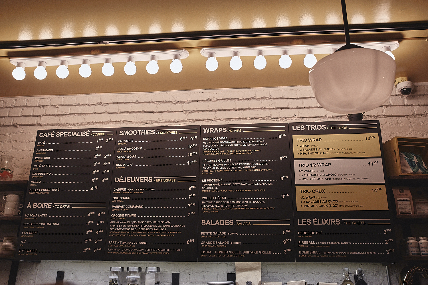 Crux Comptoir débarque dans le Vieux avec ses jus pressés à froid et ses légendaires bols d'açaïs (PHOTOS)