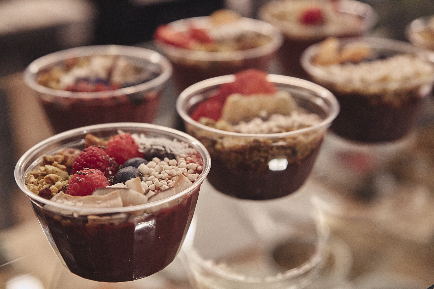 Crux Comptoir débarque dans le Vieux avec ses jus pressés à froid et ses légendaires bols d'açaïs (PHOTOS)